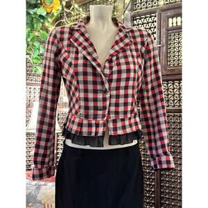Chic Vintage Blazer with Retro Checkered Pattern and Elegant Peplum Detail